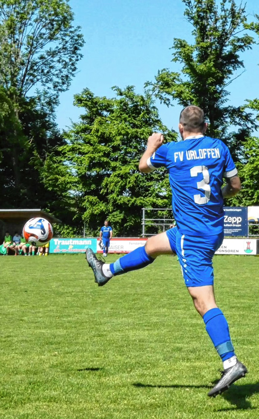 Im Mittelpunkt des Sportfests steht der Fußball.