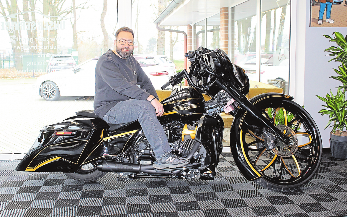 Ein Schmuckstück im Showroom: Eine besondere Version der Harley Davidson. Foto: Dieter Freese