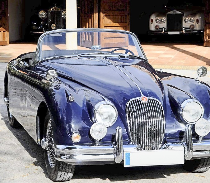 Auch dabei: ein Jaguar XK 150 OTS. FOTO: ARCHIV