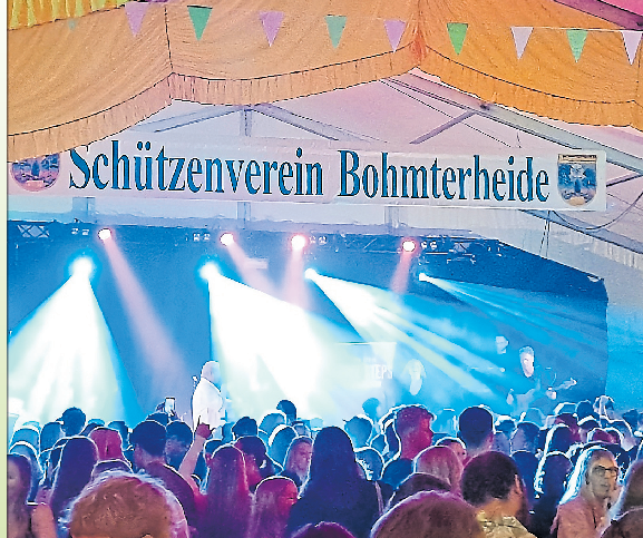Im Festzelt wird beim Schützenfest in der Bohmterheide wieder kräftig gefeiert. Foto: Schützenverein Bohmterheide