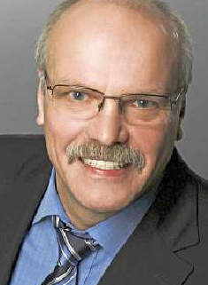 Wessel Hahn ist Gesellschafter der Maschinenbau Hahn GmbH & Co. KG. Gemeinsam mit Wolbert Hahn und Wessel Hahn senior gehörte er zu den Gründern des Unternehmens.