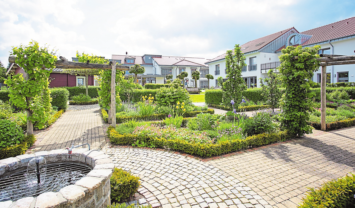Das Haus Mühlenbach in Venne ist eine rollstuhlgerechte und barrierefreie Wohnanlage mit hochwertigen Appartements. Fotos: Caselato
