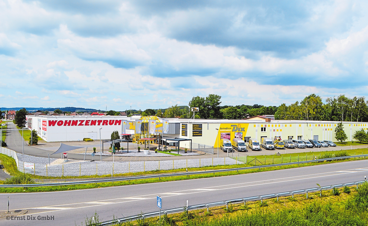 Rund um das Wohnzentrum und die Firma Dix findet am 2. März das Blaulichtgewitter statt. Foto: Ernst Dix GmbH/Archiv