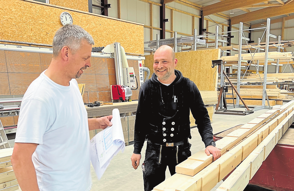 Die Kunden können ihr bestelltes Material in Bippen abholen. Fotos: hkb