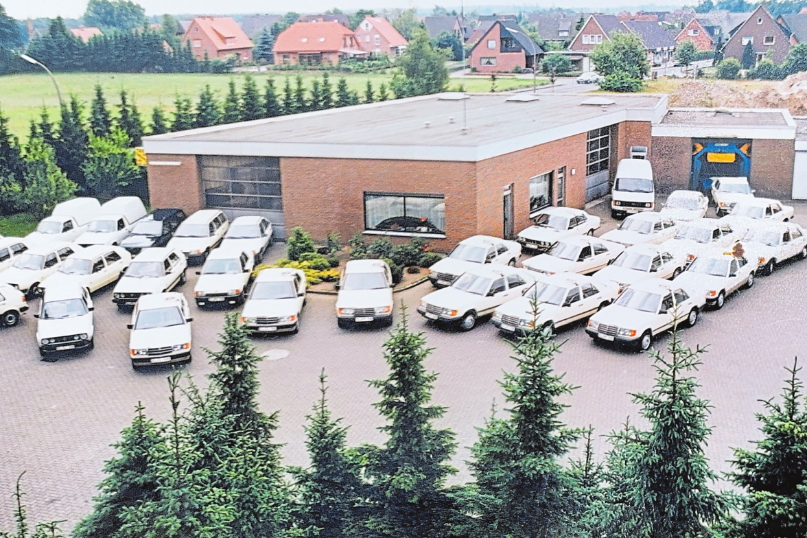 Der Fuhrpark von Taxi Twiehaus um das Jahr 1980.