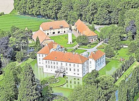 Am 17. März 1447 gelangte Schloss Hünnefeld in den Besitz von Albert Freiherr von dem Bussche. Foto: Schloss Hünnefeld