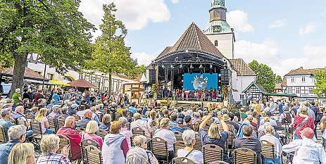 Der Historische Markt zieht jedes Jahr Tausende Besucherinnen und Besucher an. Foto: Eckhard Grönemeyer/Archiv