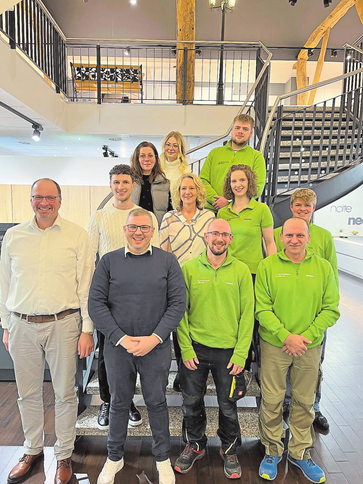 Das gesamte Küchendielen-Team.