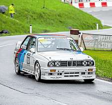 Jaroslav Mikeš im BMW.