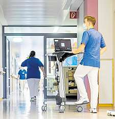 Frauen stellen weiterhin den Großteil, der Männeranteil steigt jedoch.