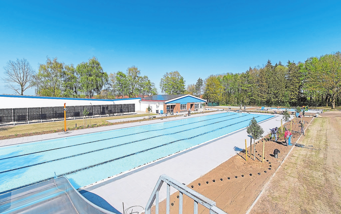 Das 12x50 Meter große Becken bietet Platz für Wettkämpfe