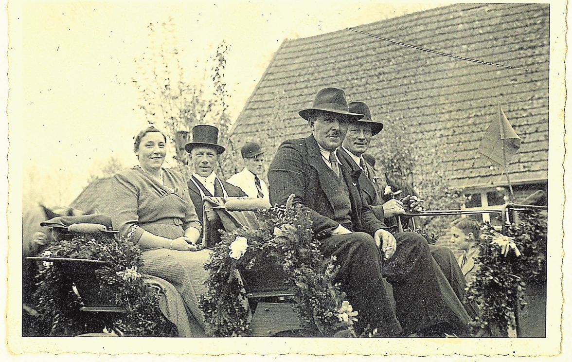 Das erste Schützenfest in Rütenmoor 1951.