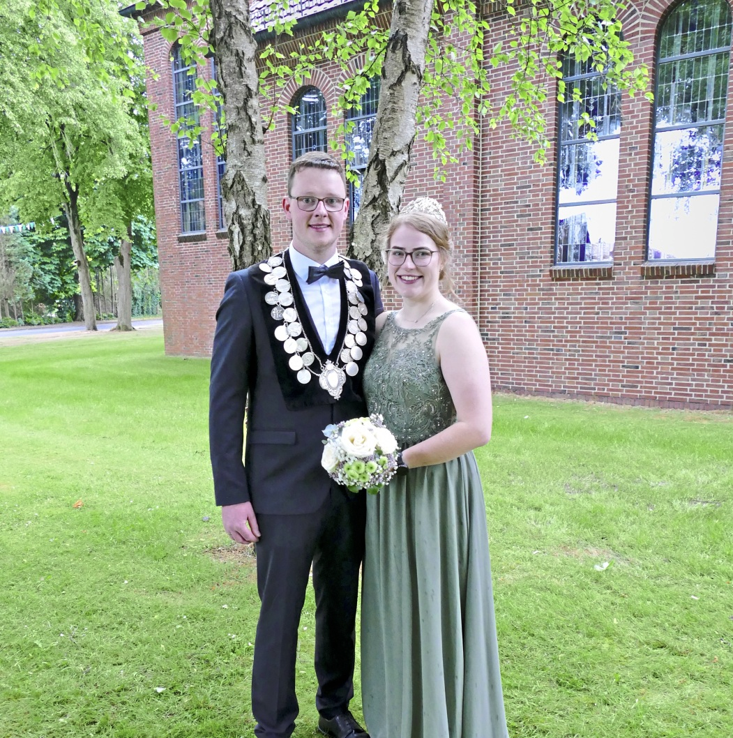 Das Königspaar Lukas und Katharina Glandorf.