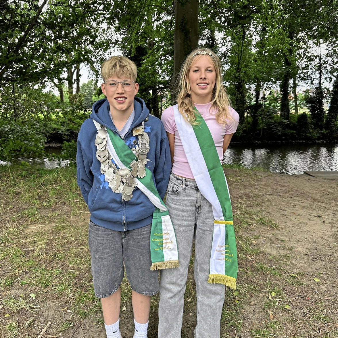 Das Kinderkönigspaar: SM Jarno Große-Starmann mit seiner Königin Isabel Sander. Fotos: Schützenvereins Bersenbrück