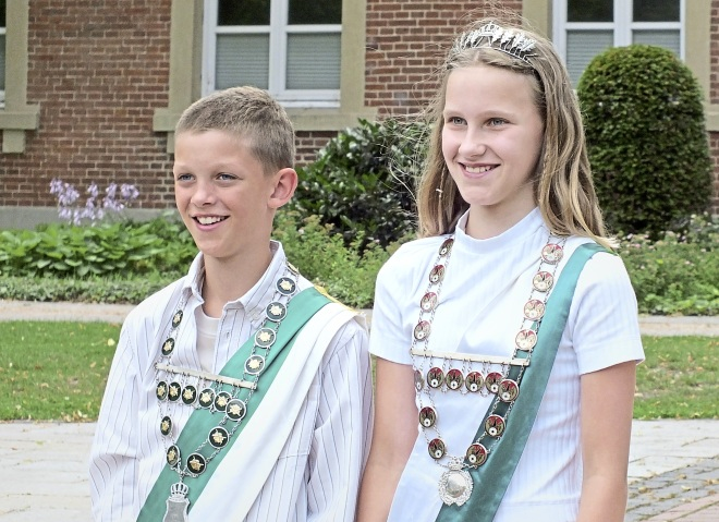 Die Kindermajestäten Louisa Husmann und Finn Großmann.