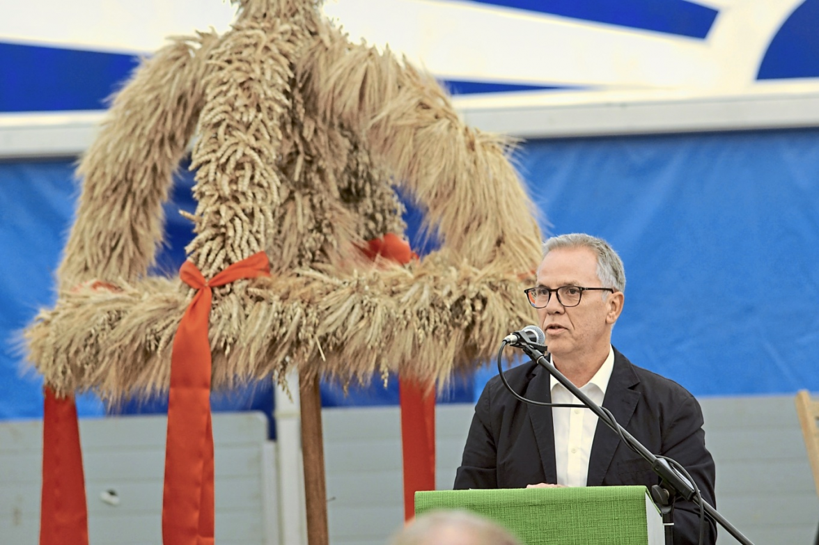 Ortsbürgermeister Dieter Klenke wird das Erntedankfest eröffnen.