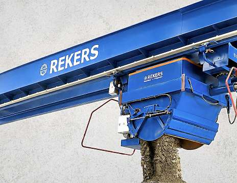 REKERS-Kübelwagen für den Betontransport im weltweiten Kundeneinsatz.
