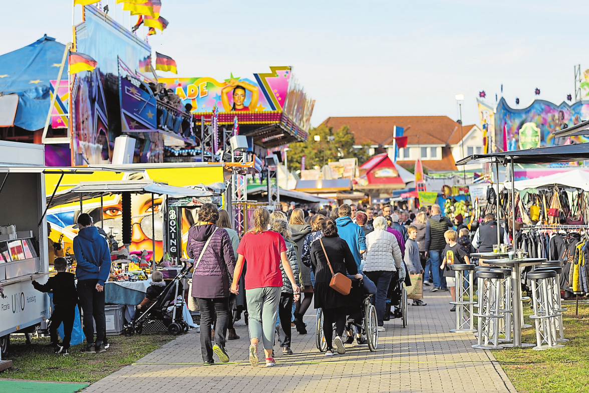 Marktbeginn am Freitag, 9. Oktober. Foto: Archiv/Stefan Gelhot