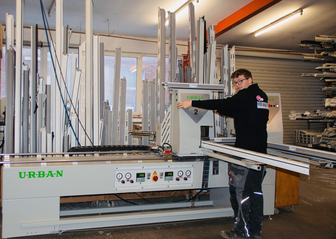 Auch technisch ist bei Heyen alles auf dem neuesten Stand. Ab März wird hier das neue Profilsystem„Rehau-Artevo“ hergestellt. BILD: Heidemarie Dirks
