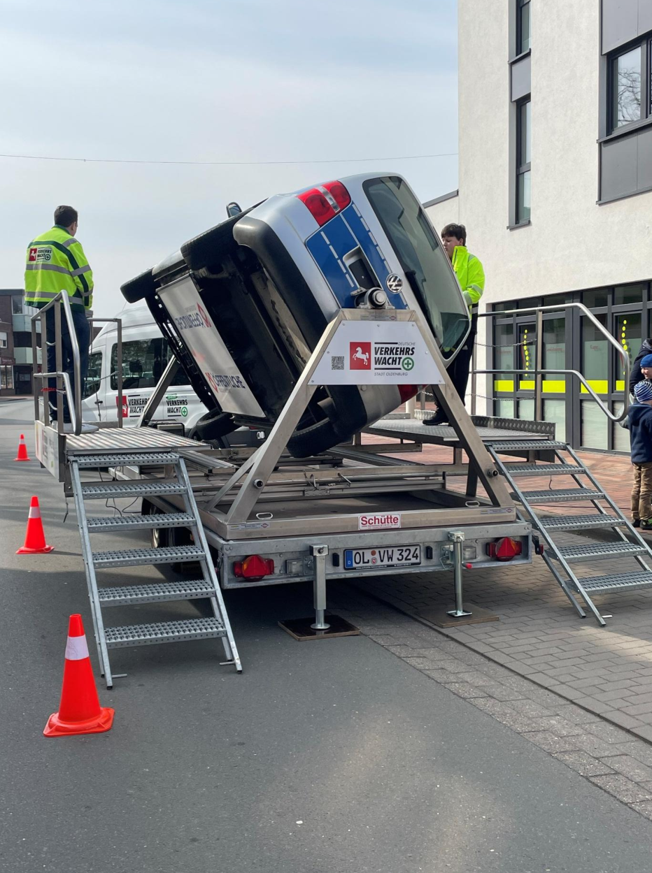 Themen wie Verkehrssicherheit, Autopflege und Energieberatung runden das Angebot in Westerstede ab. Bild: Wirtschaftsforum Westerstede