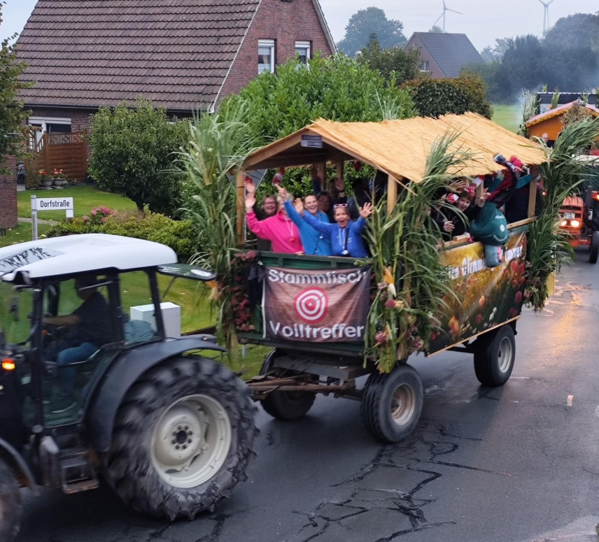 Die Korsowagen starten am Samstag um 17 Uhr an der Ecke Cabanser Straße.