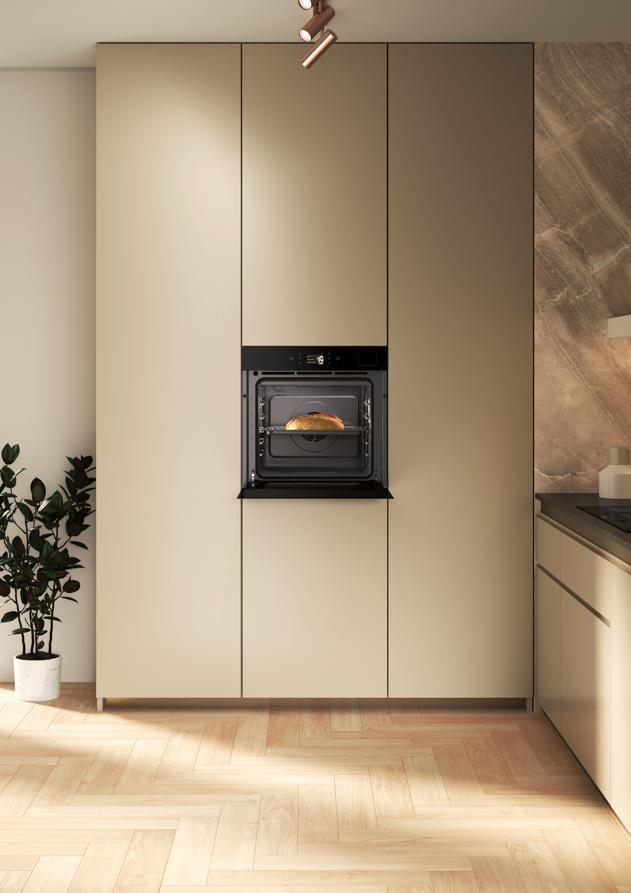 Foto 2: Bewusste Ernährung und kreative Kochtechniken gewinnen immer mehr an Bedeutung. Hochwertige Backöfen bieten deshalb eine Vielzahl von Funktionen, die das Kochen und Backen erleichtern und bereichern. BILD: djd/Bauknecht