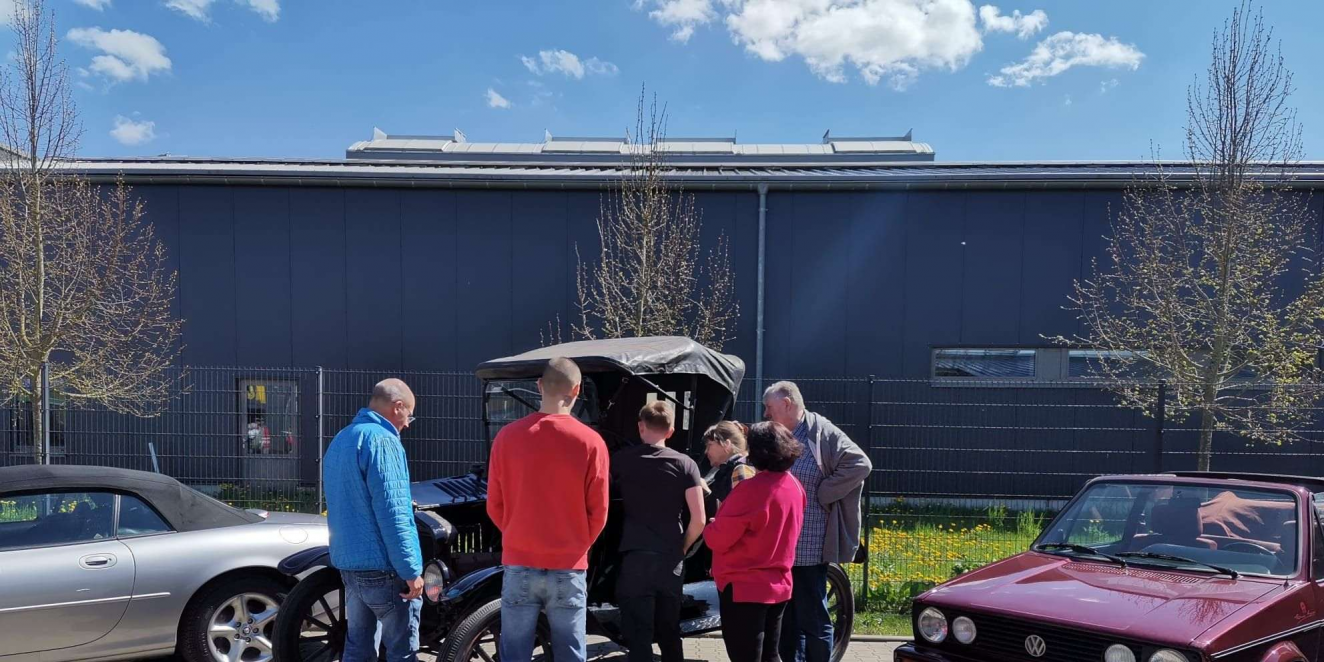Ein besonderer Hingucker war dieser Ford, Model-T, aus dem Baujahr 1917.