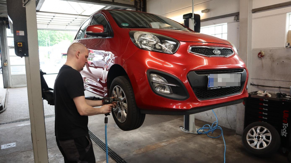 Die Werkstatt nimmt Reparaturen und Wartungsarbeiten fachgerecht vor. Bild: Wolfgang Wittig