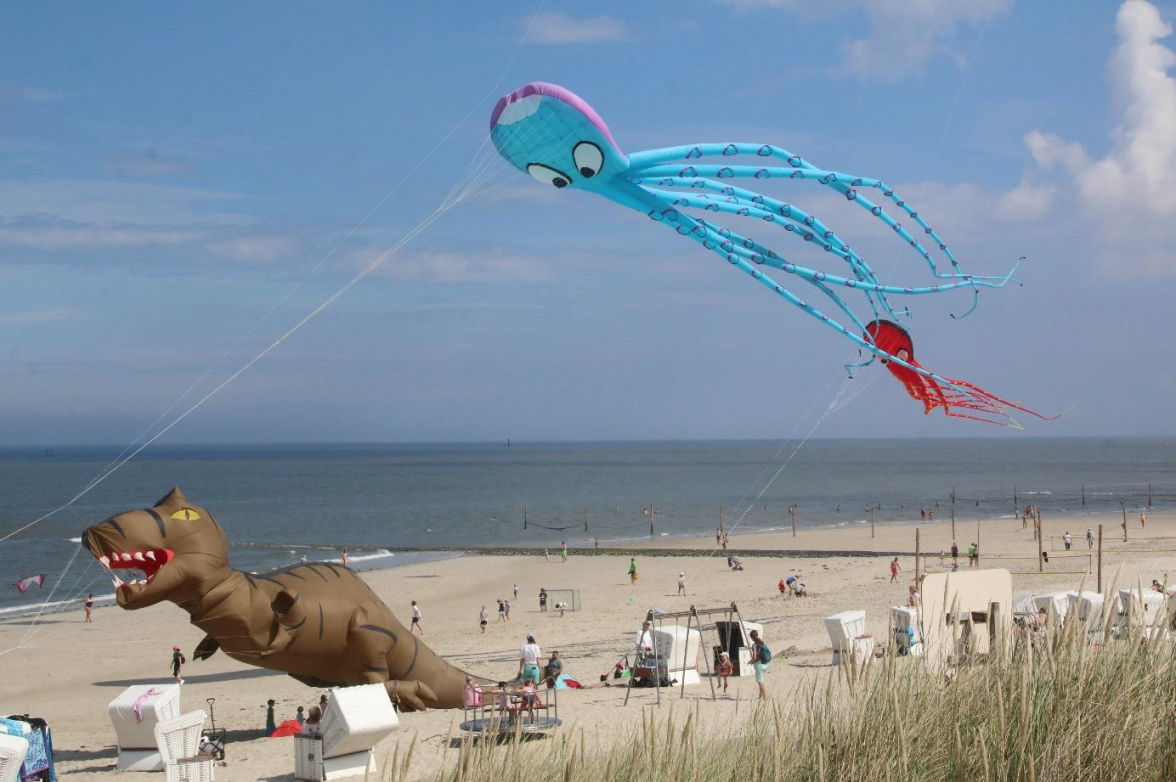 Das Drachenfest auf Wangerooge ist in jedem Jahr ein Publikumsmagnet. Bild: Peter Kuchenbuch-Hanken