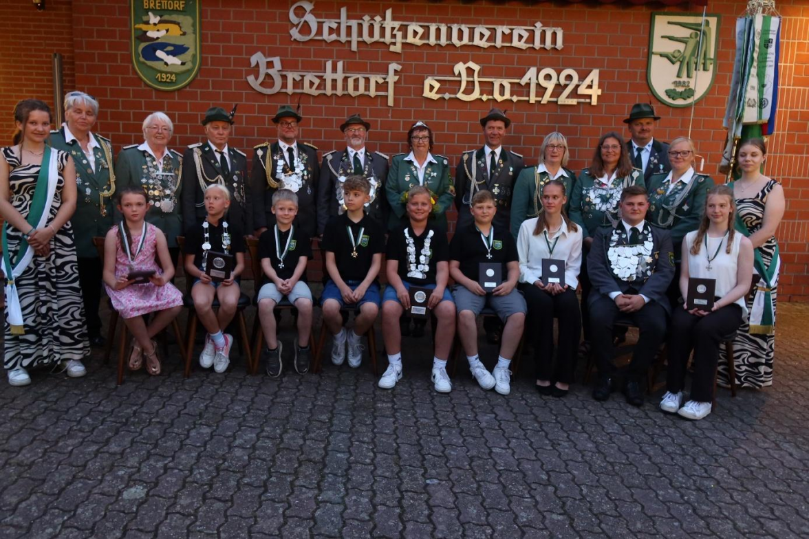 Das Brettorfer Königshaus aus dem 100. Jubiläumsjahr 2024.    Bild: Schützenverein Brettorf.