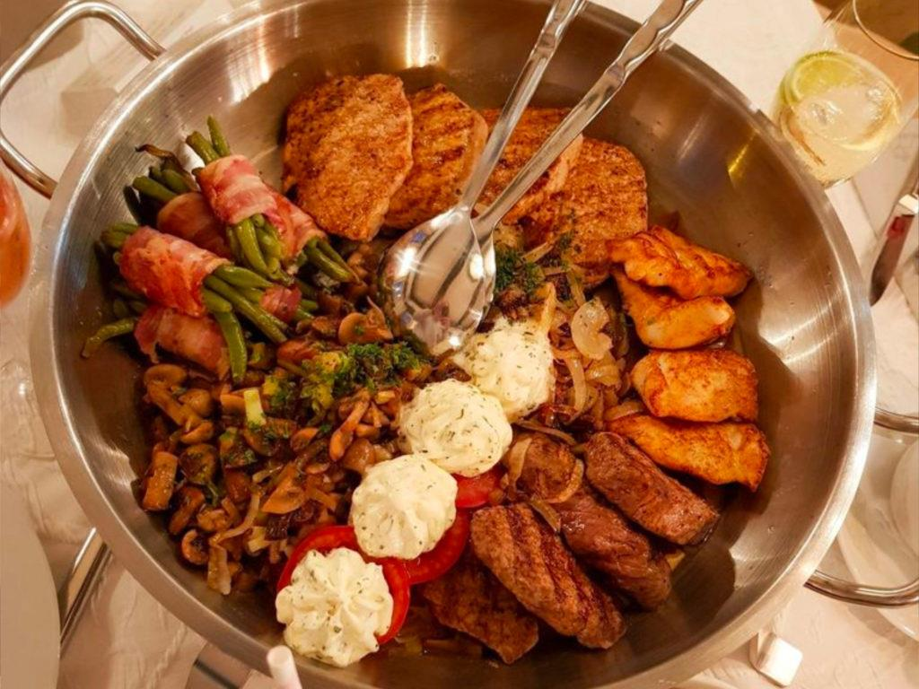 Noch den ganzen Oktober laden die Steakwochen zum Genießen ein. Bild: Wardenburger Hof