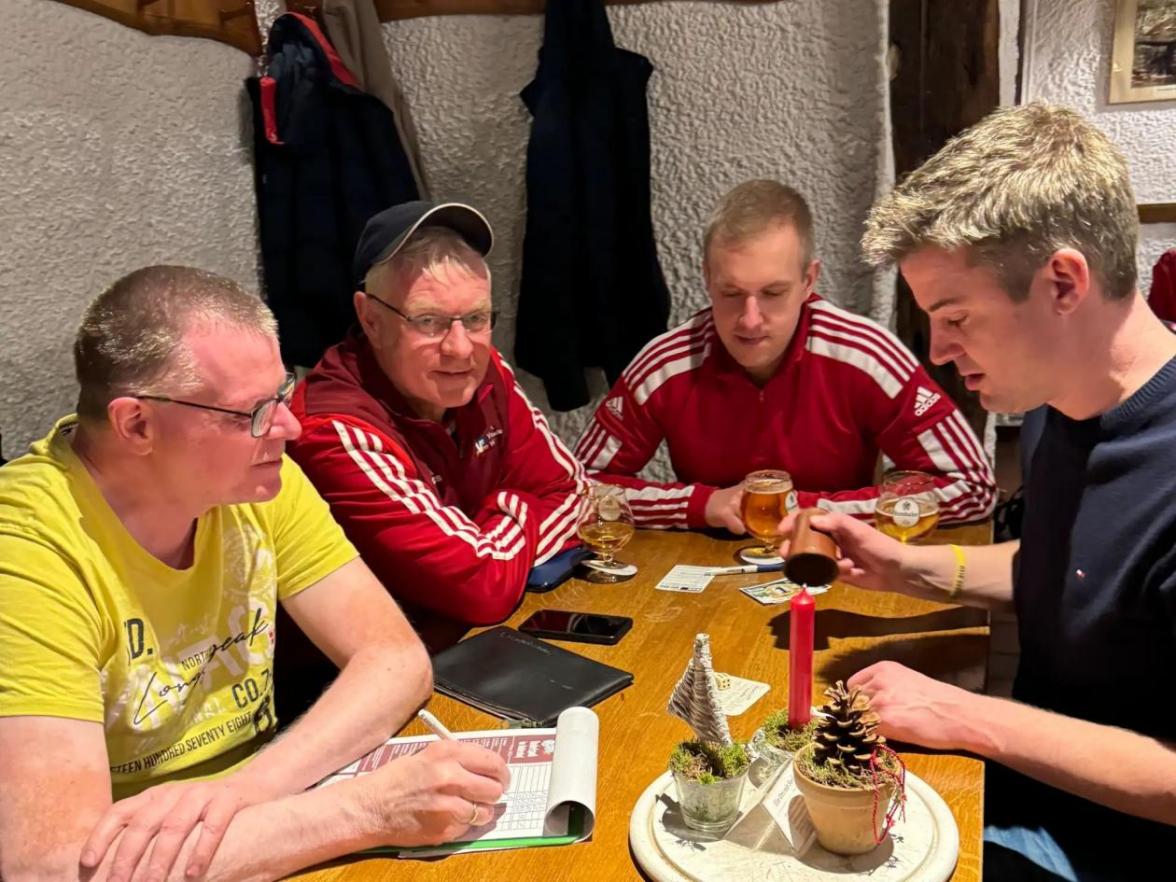 Gewürfelt wird an den jeweiligen Tagen in zwei Runden um 17 Uhr und um 19.30 Uhr. BILD: Uwe Graalfs