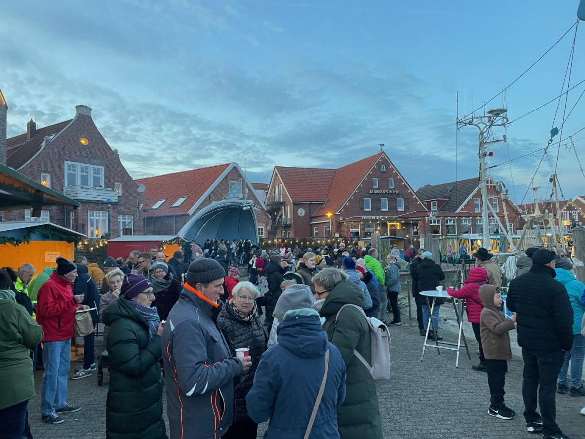 Der malerische Kutterhafen lockt in jedem Jahr zahlreiche Gäste an. Bild: Frank Brüling