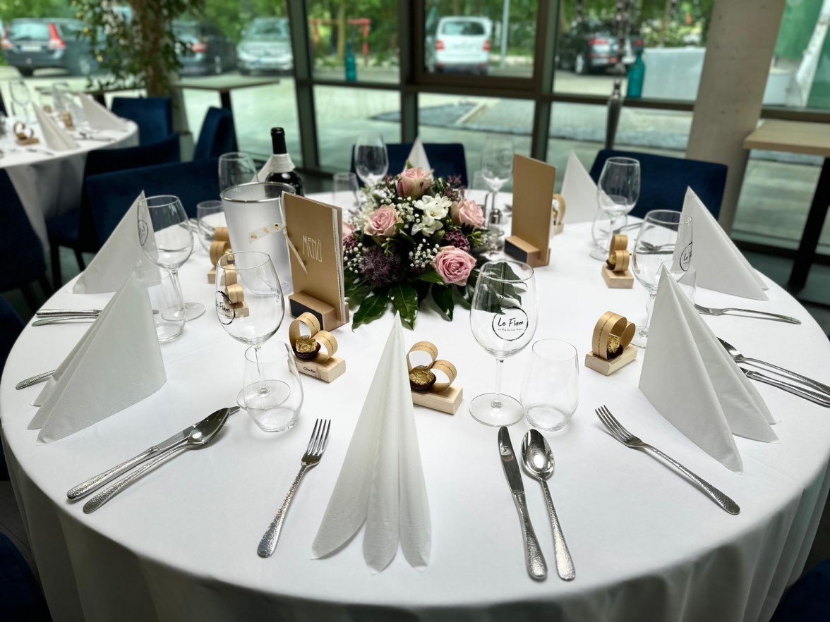 Das Restaurant „Le Flam“ eignet sich perfekt für Tagungen, Familienfeiern oder Betriebsfeiern und Weihnachtsfeiern. BILD: Henning Karasch