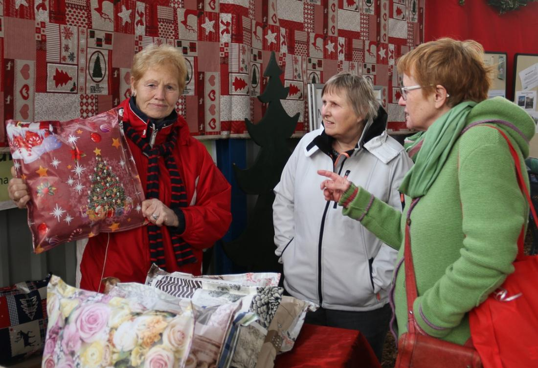 Weihnachtsmarkt am 2. Advent in Großenmeer. BILD: NWZ-Archiv
