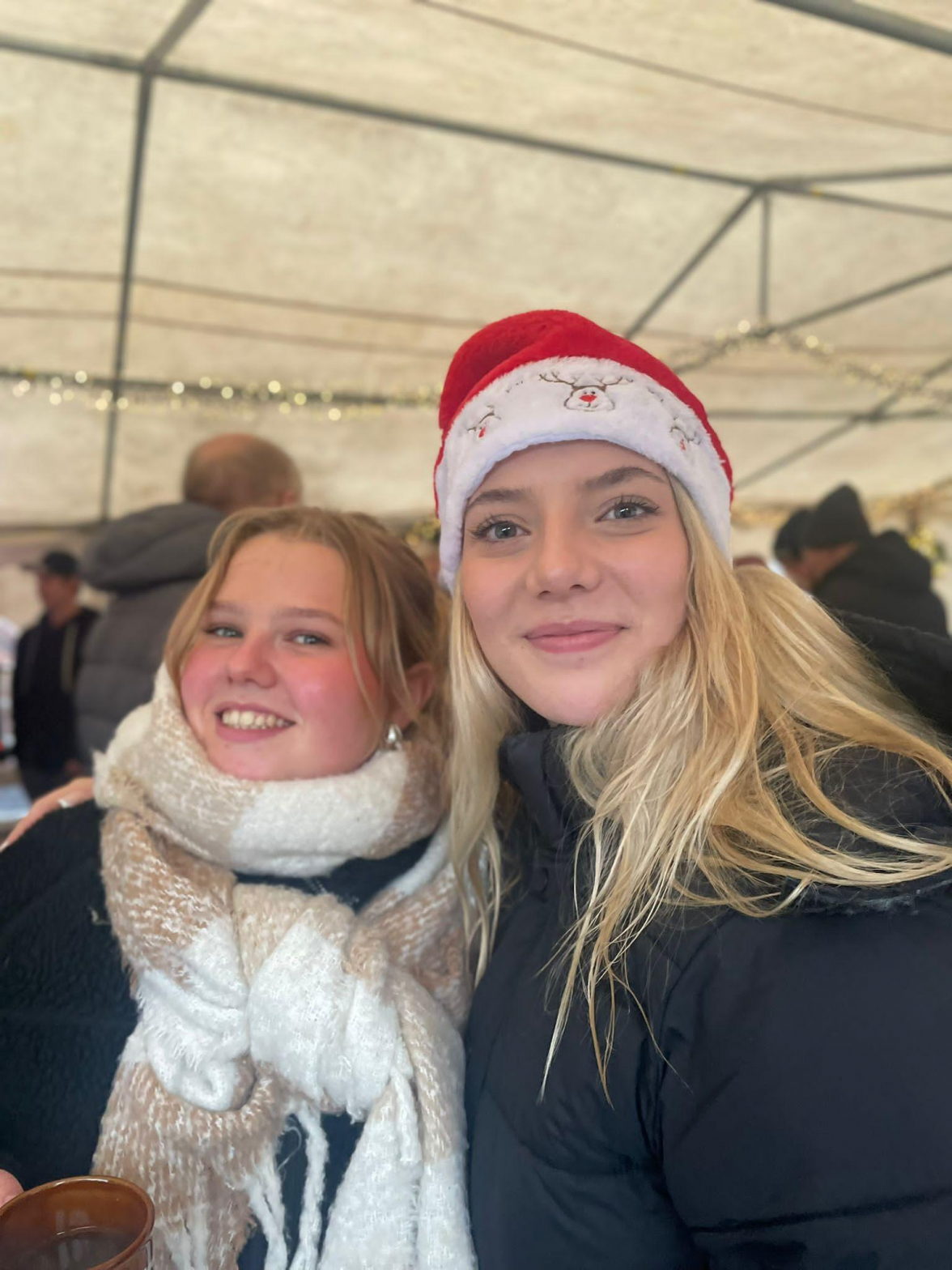 Der Weihnachtsmarkt in Blersum lockt in jedem Jahr alle Altersklassen ins Dorfgemeinschaftshaus.