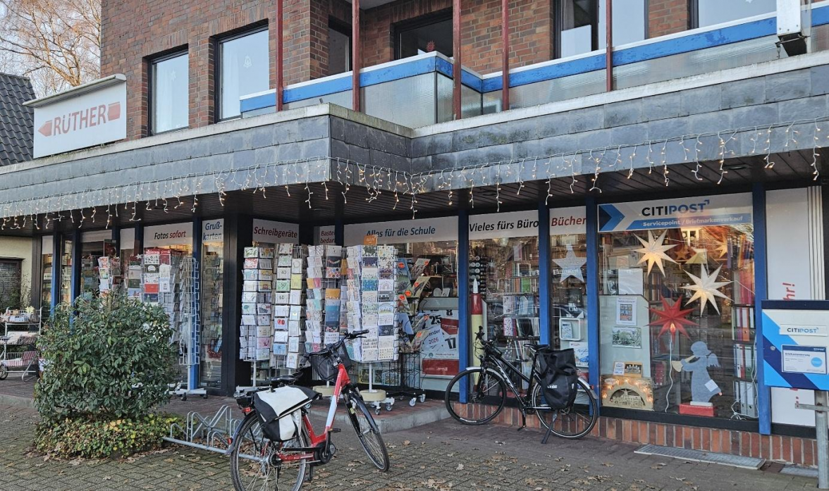 Wer noch etwas basteln möchte, der findet beispielsweise bei Rüther das passende Material. Bild: Melanie Jülisch