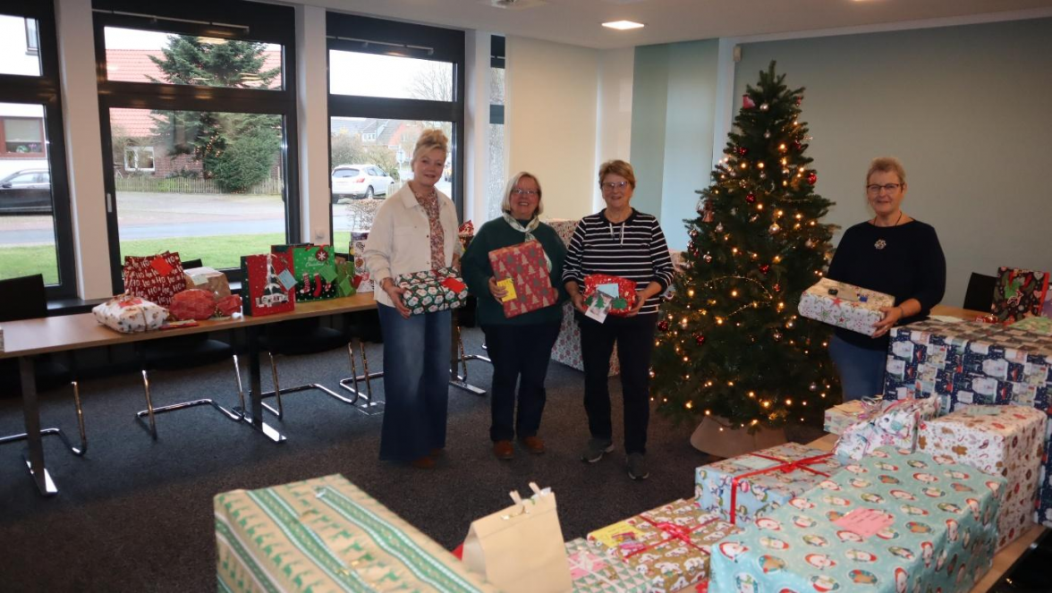Viele Geschenke sind bei der Aktion zusammengekommen. Bild: Wolfgang Wittig