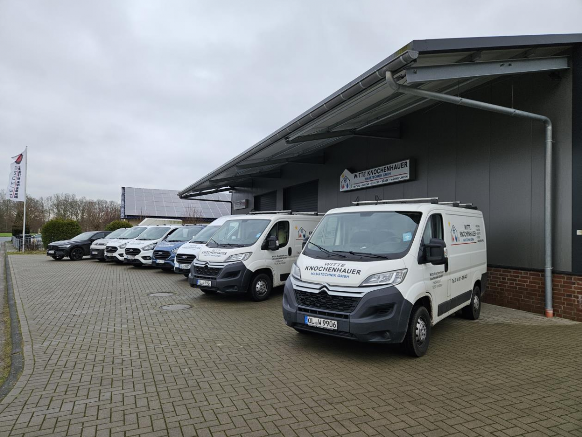 Auch der Fuhrpark des Unternehmens kann sich sehen lassen. Bild: Melanie Jülisch