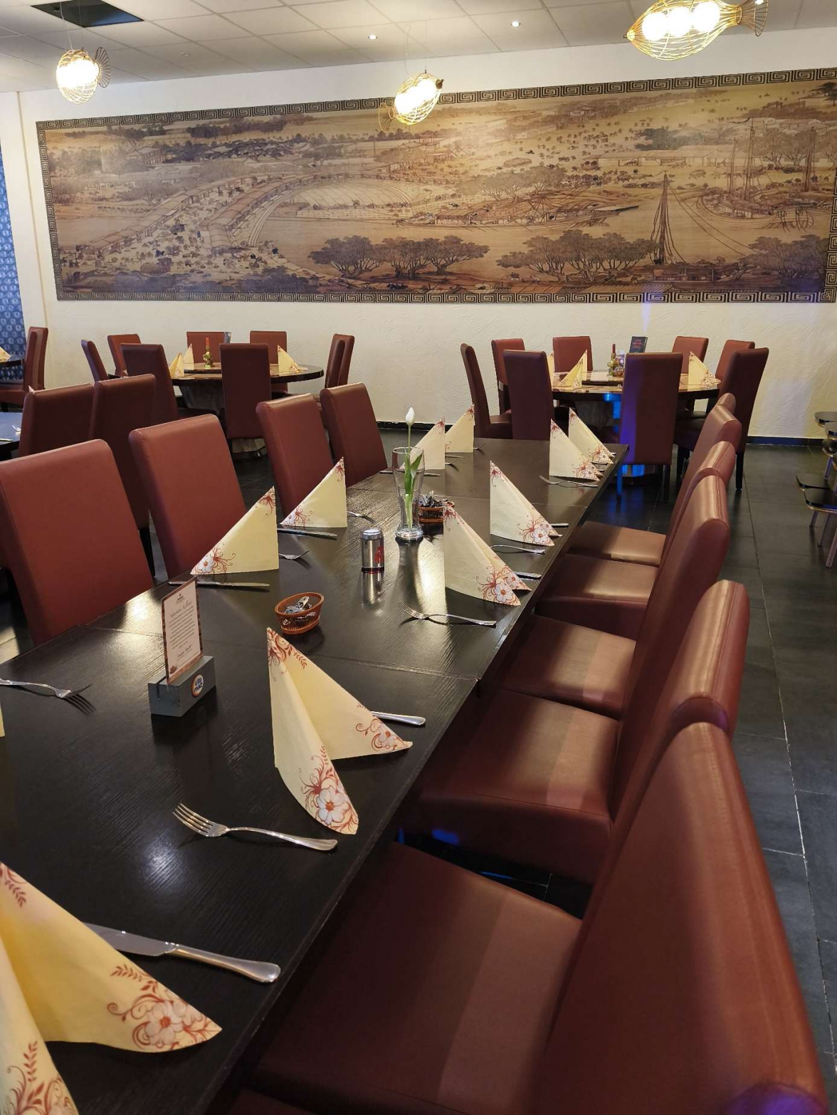 Insgesamt verfügt das Restaurant über 200 Sitzplätze, die in verschiedene Bereiche gegliedert sind. BILD: Heike Goyert