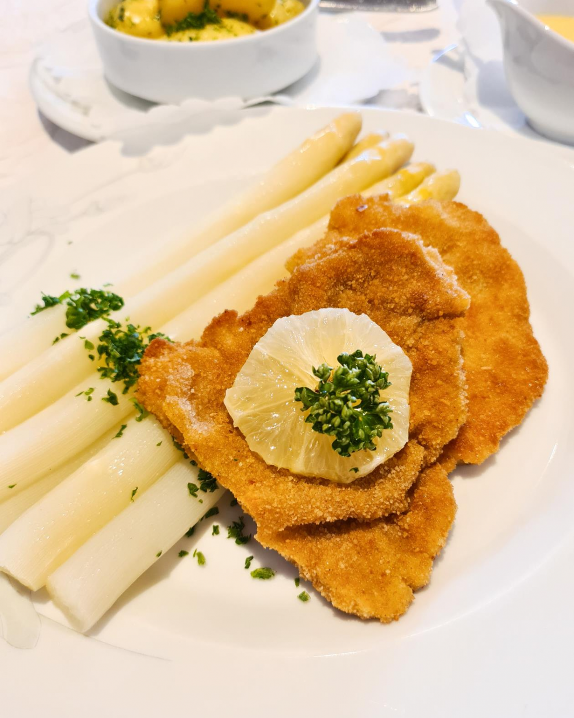 Da lohnt sich die Vorfreude: Ab April gibt es wieder feinsten Spargel aus regionalem Anbau. Bild: Wardenburger Hof