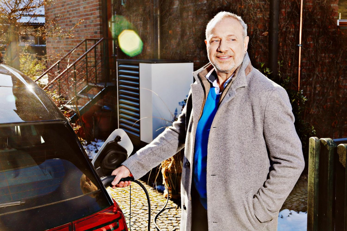 Rund 1/3 der Wallboxen für das Laden von E-Autos werden bereits zusammen mit Solaranlagen und Solarstromspeichern installiert. Bild: BSW-Solar