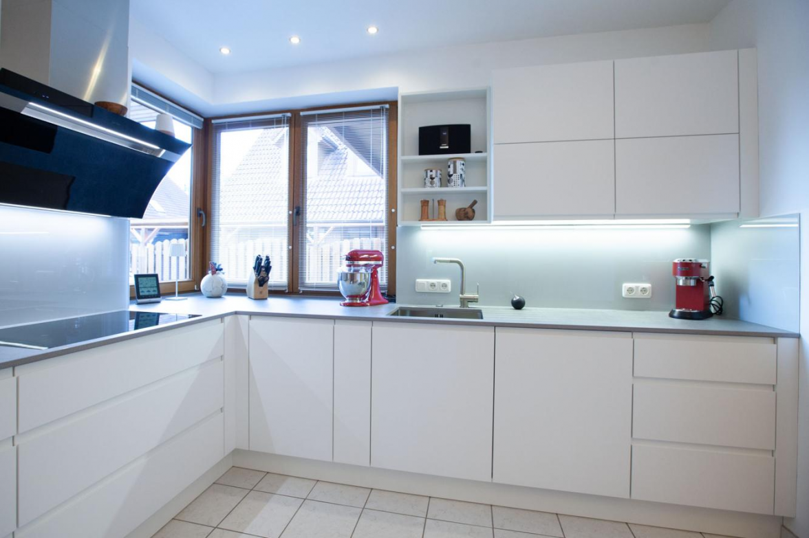 Die Einbauküche nach Maß verwirklicht die Wünsche von einer perfekten Küche. Bild: privat