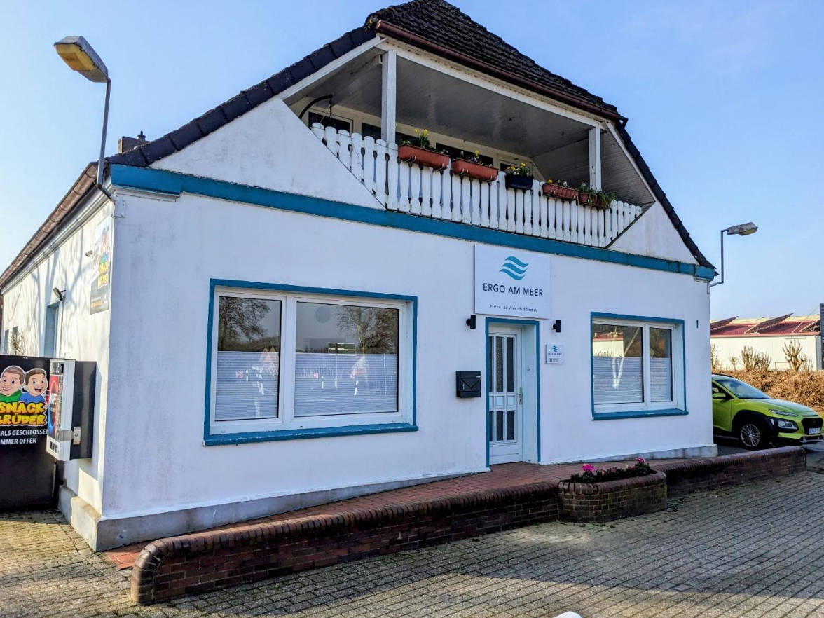 Die Ergotherapie-Praxis „Ergo am Meer“ liegt verkehrsgünstig an der Norder Landstraße 1. BILD: Walburg Dittrich