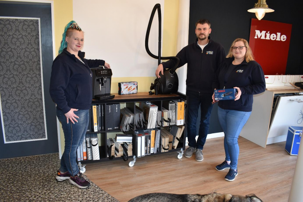 Die Firma „,Farbstrom“ lädt im Rahmen der Schnuppertage“ zum „Heißen Draht“ ein. Hierbei kann man attraktive Preise gewinnen. Bild: Frank Brüling