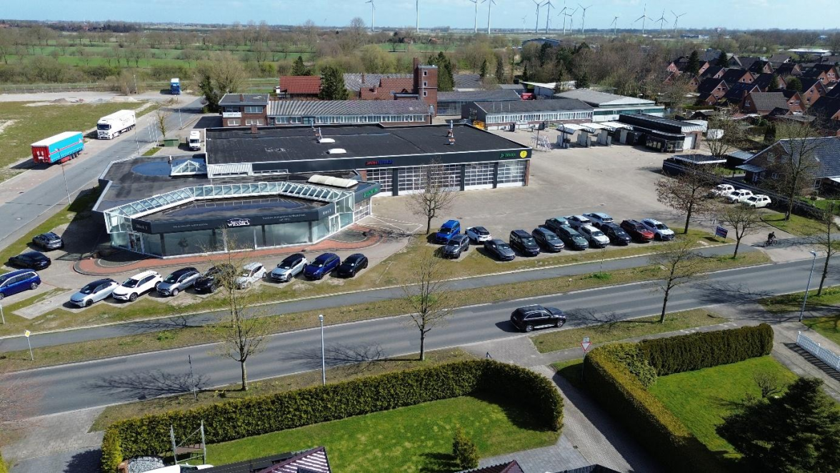 Der weitere Firmensitz aus der Vogelperspektive. Hier waren früher unter anderem die Autohäuser Senger und Rosier beherbergt. Bild: Maz