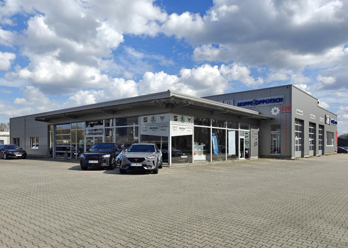 Seit 10 Jahren befindet sich das Autohaus Hoppe & Oppotsch am Standort in Rastede-Liethe. Bild: Kerstin Berndt
