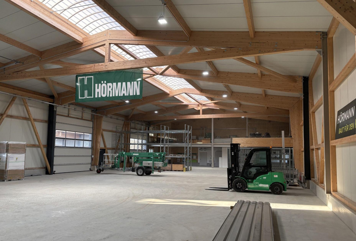 In Holz und Hybridbauweise haben sich die Hörmann-Produkte auch im Norden einen guten Namen gemacht. BILD: Hörmann