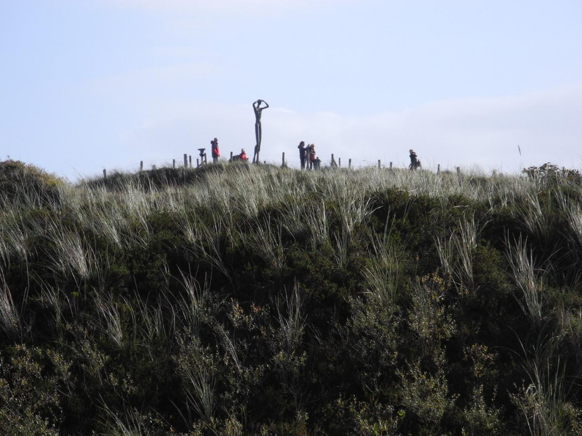 Skulptur mit guter Aussicht: Der Utkieker ist ein beliebtes Ausflugsziel in den Dünen. Bild: Frank Brüling