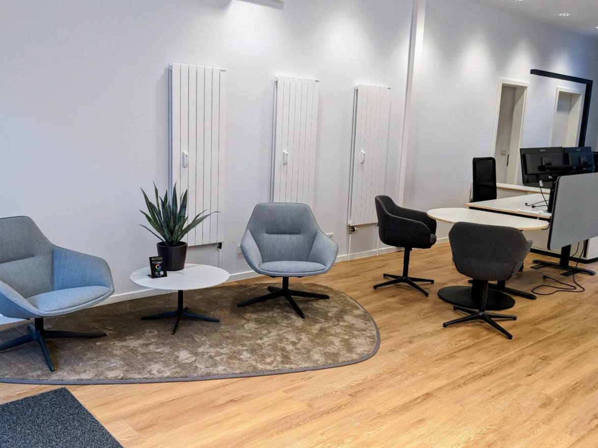 Am heutigen Tag der offenen Tür können Interessierte einen ersten Blick ins neue„Haus der Immobilie“ werfen. BILD: Walburg Dittrich